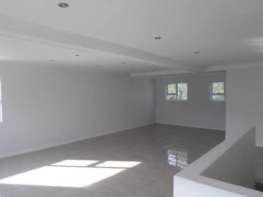 To Let Commercial Property for Rent in Wynberg Western Cape